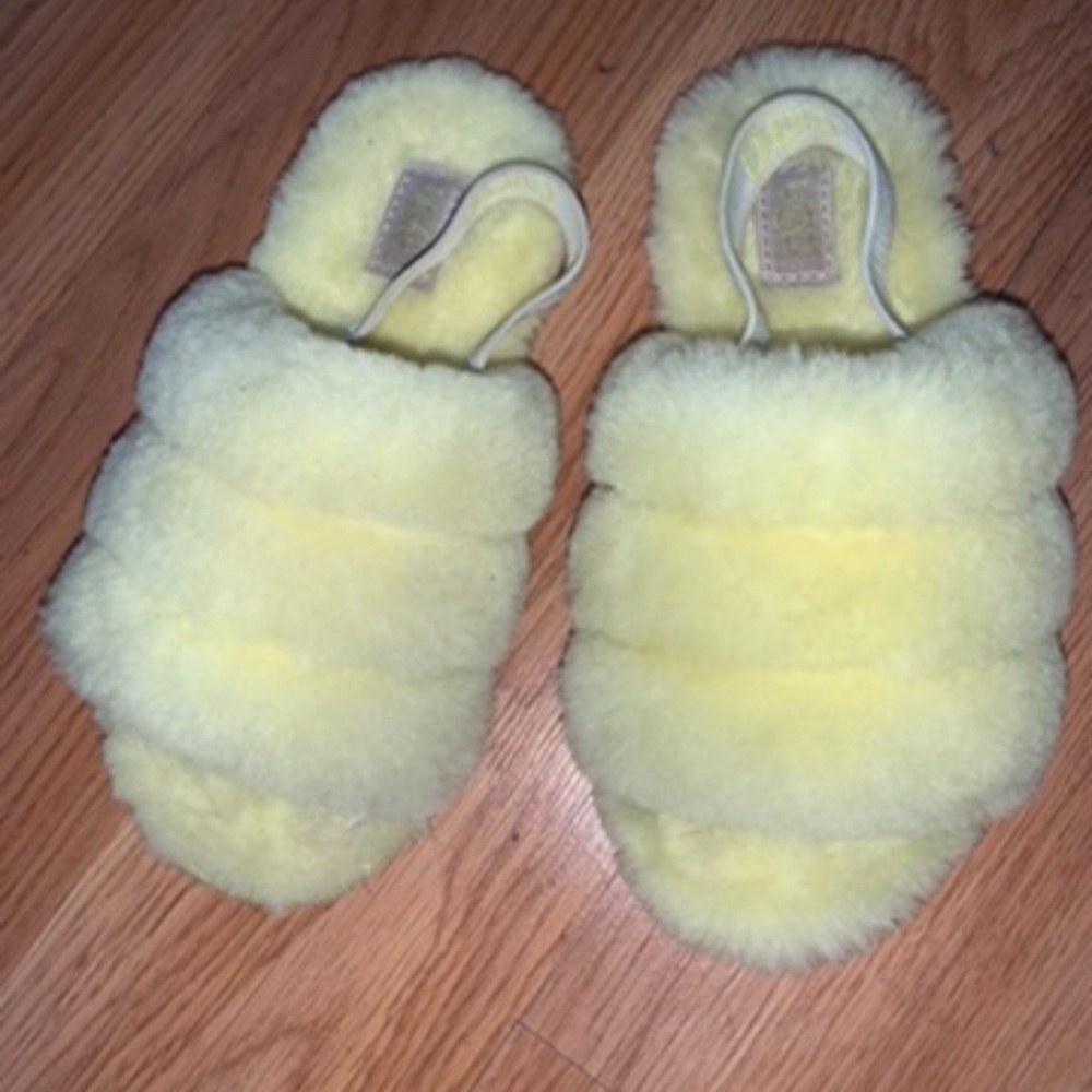 Kids ugg slippers